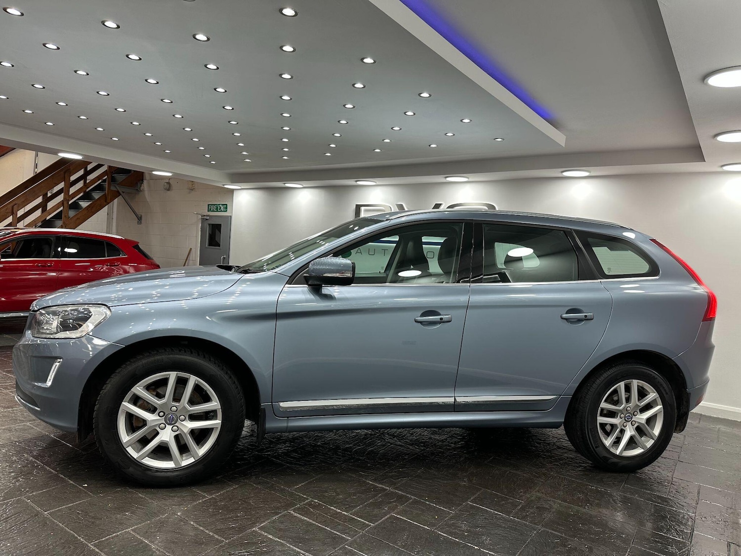 Used Volvo XC60 2016 for sale - 76109907: Photo 8