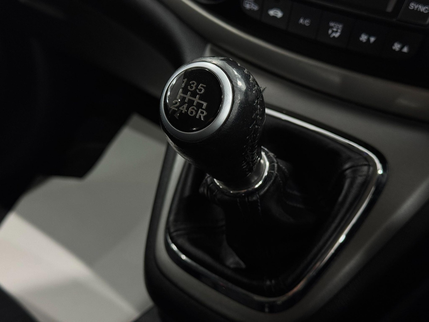 Used Honda CR-V 2013 for sale - 77882906: Photo 34