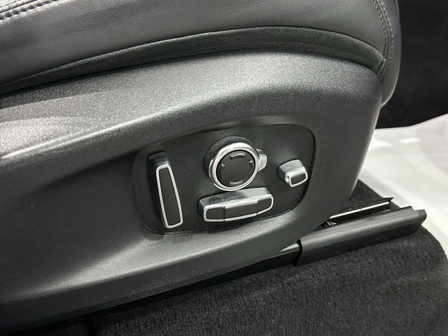 Used Land Rover Range Rover Sport 2019 for sale - 76772153: Photo 34