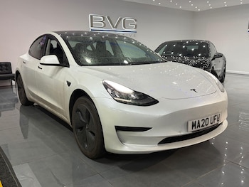 (20) - Standard Range Plus Auto RWD 4dr