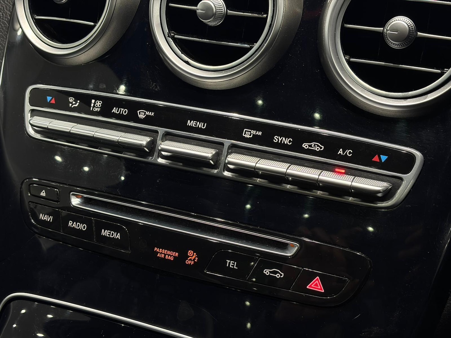 Used Mercedes-Benz C Class 2015 for sale - 77343799: Photo 20