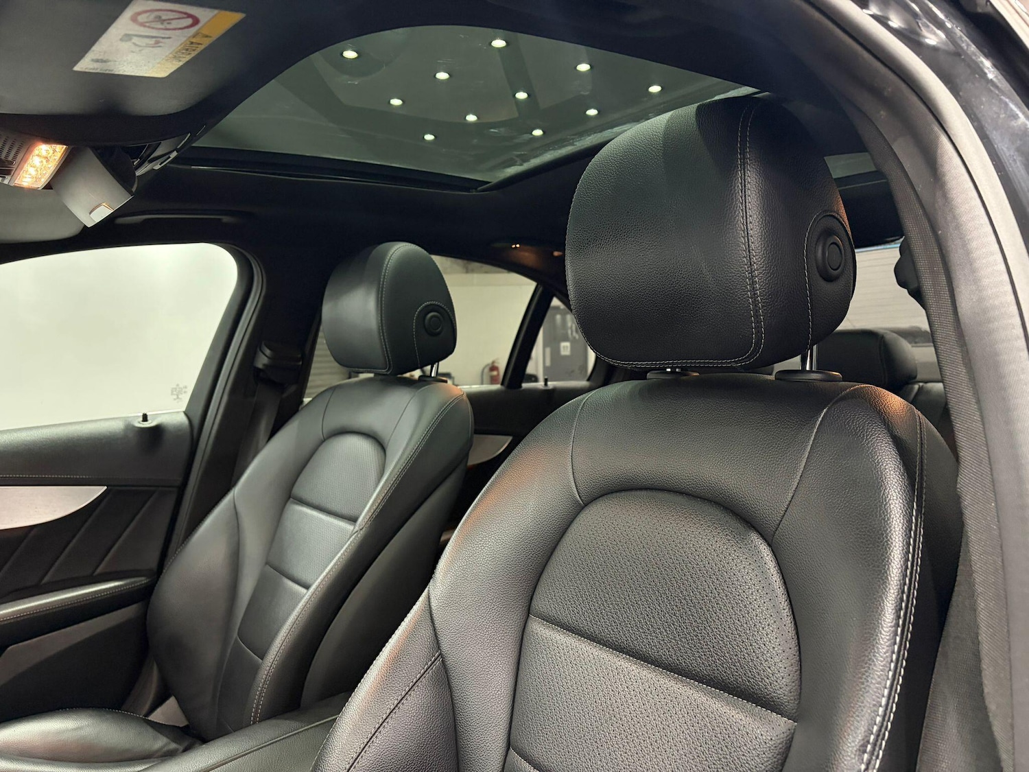 Used Mercedes-Benz C Class 2015 for sale - 77343799: Photo 29