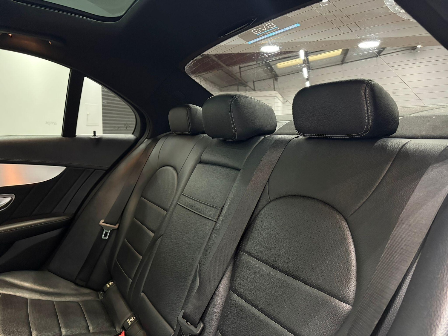 Used Mercedes-Benz C Class 2015 for sale - 77343799: Photo 35