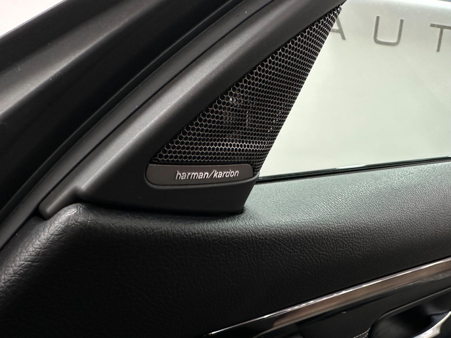 Used BMW M4 2018 for sale - 76425155: Photo 34