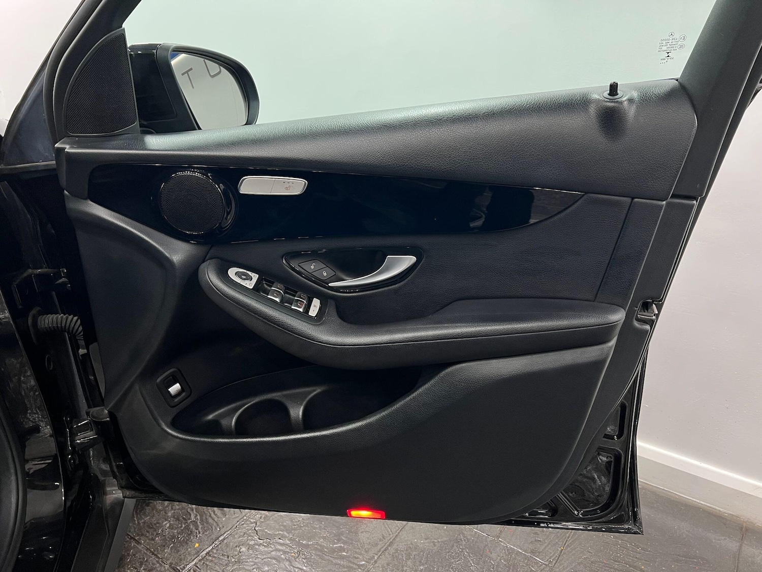 Used Mercedes-Benz GLC 2019 for sale - 77097987: Photo 30