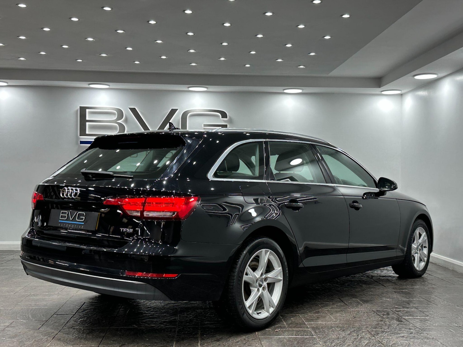 Used Audi A4 Avant 2018 for sale - 76666777: Photo 11