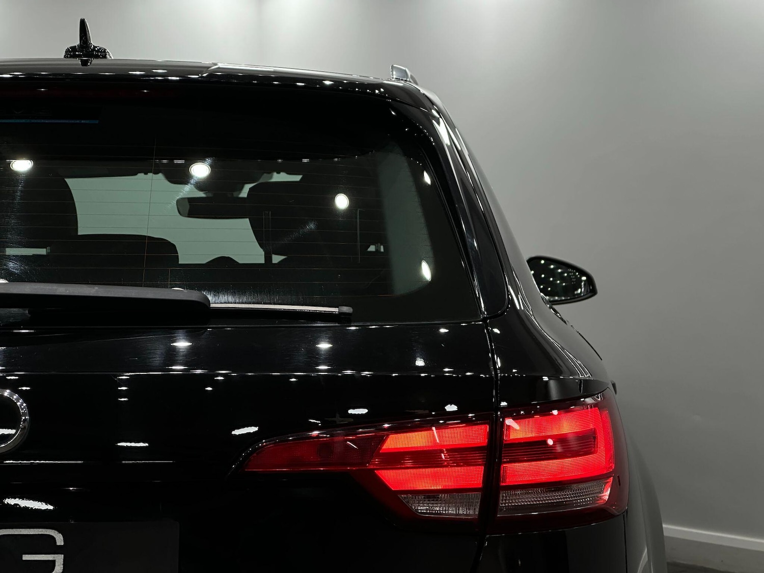 Used Audi A4 Avant 2018 for sale - 76666777: Photo 18