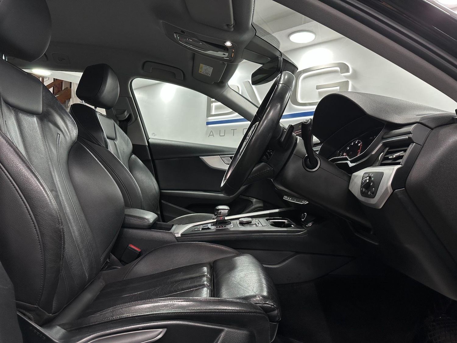 Used Audi A4 Avant 2018 for sale - 76666777: Photo 22