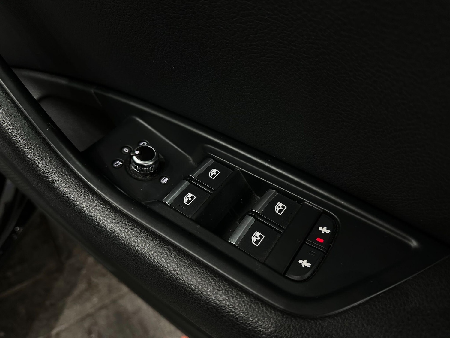 Used Audi A4 Avant 2018 for sale - 76666777: Photo 26