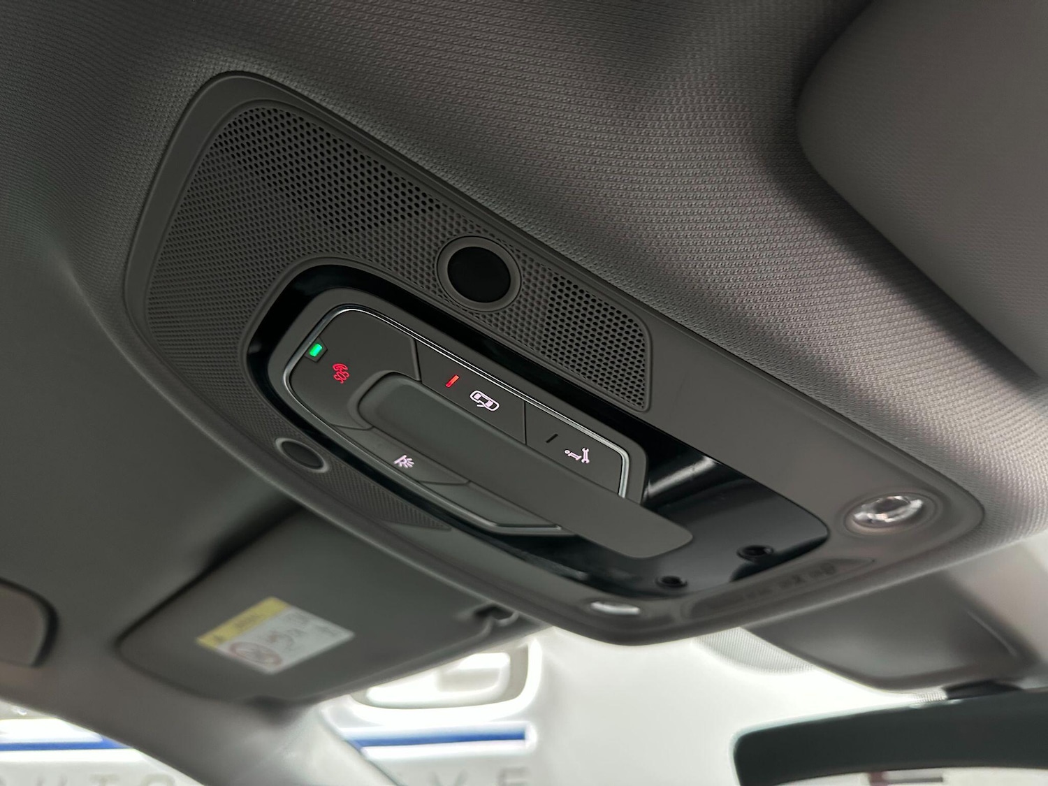 Used Audi A4 Avant 2018 for sale - 76666777: Photo 28