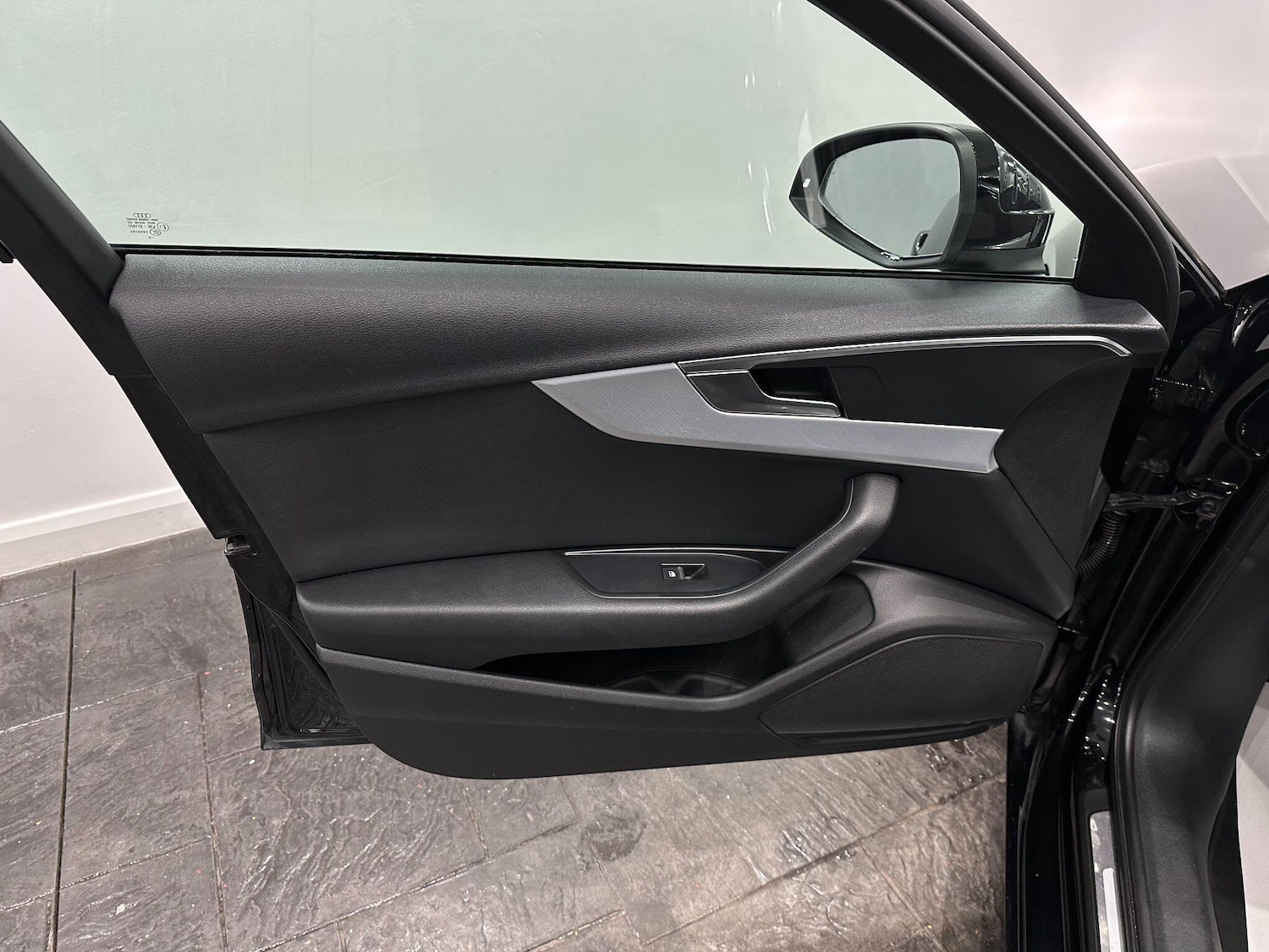 Used Audi A4 Avant 2018 for sale - 76666777: Photo 58