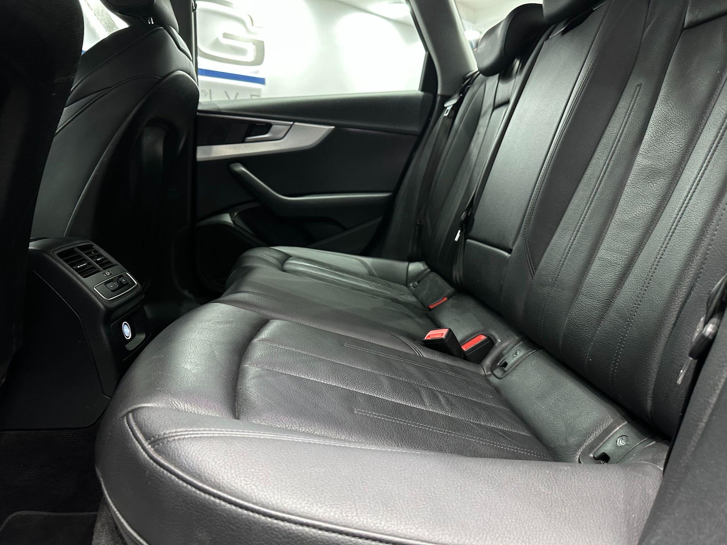 Used Audi A4 Avant 2018 for sale - 76666777: Photo 63