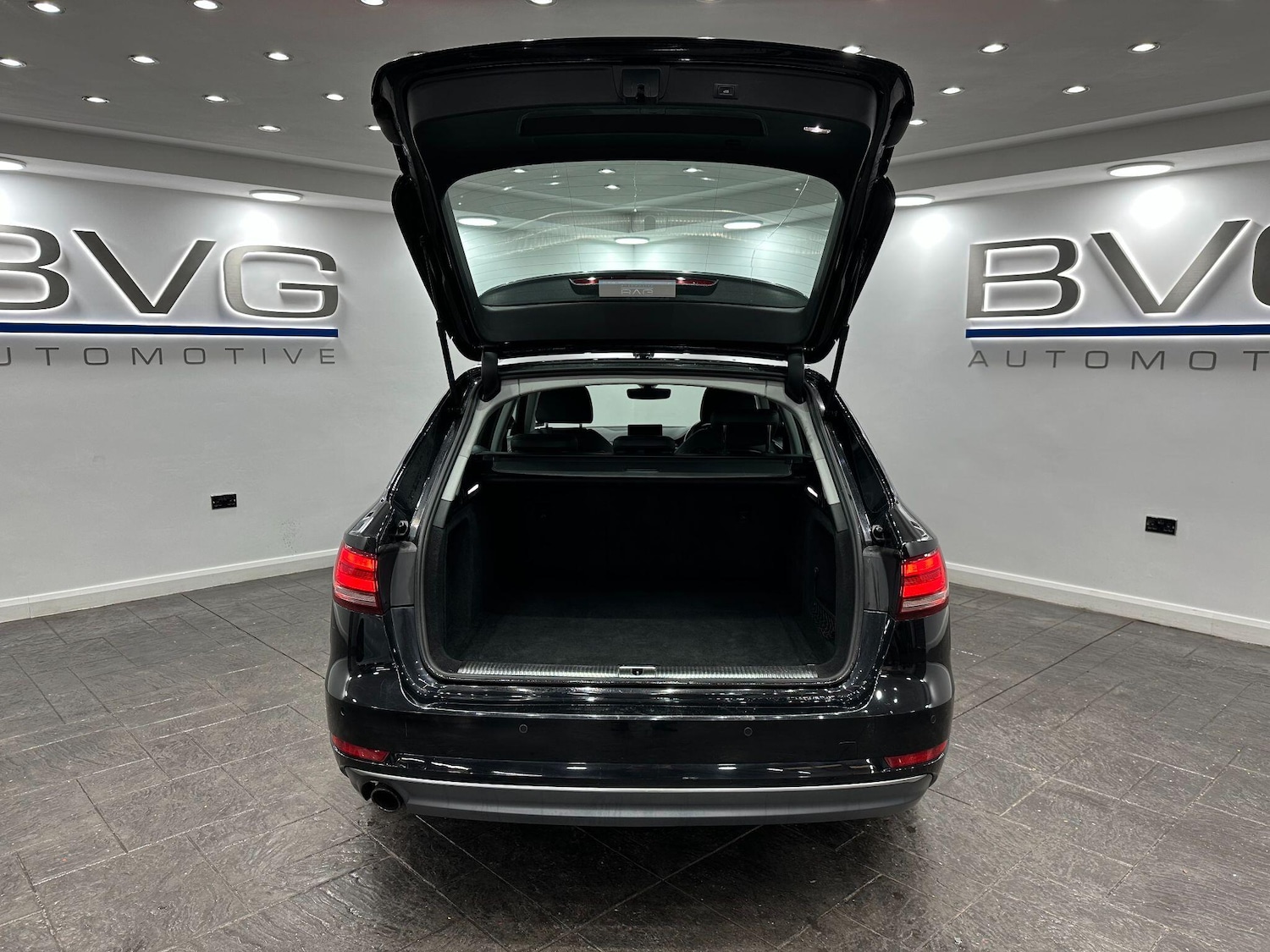 Used Audi A4 Avant 2018 for sale - 76666777: Photo 65