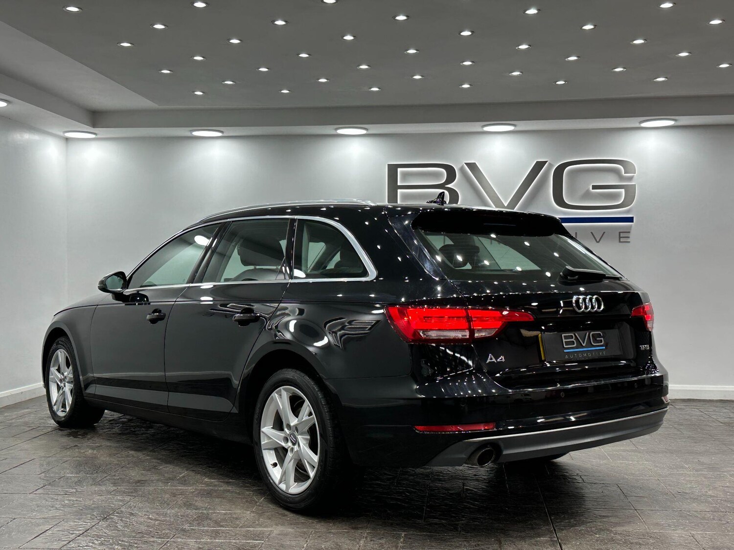 Used Audi A4 Avant 2018 for sale - 76666777: Photo 9