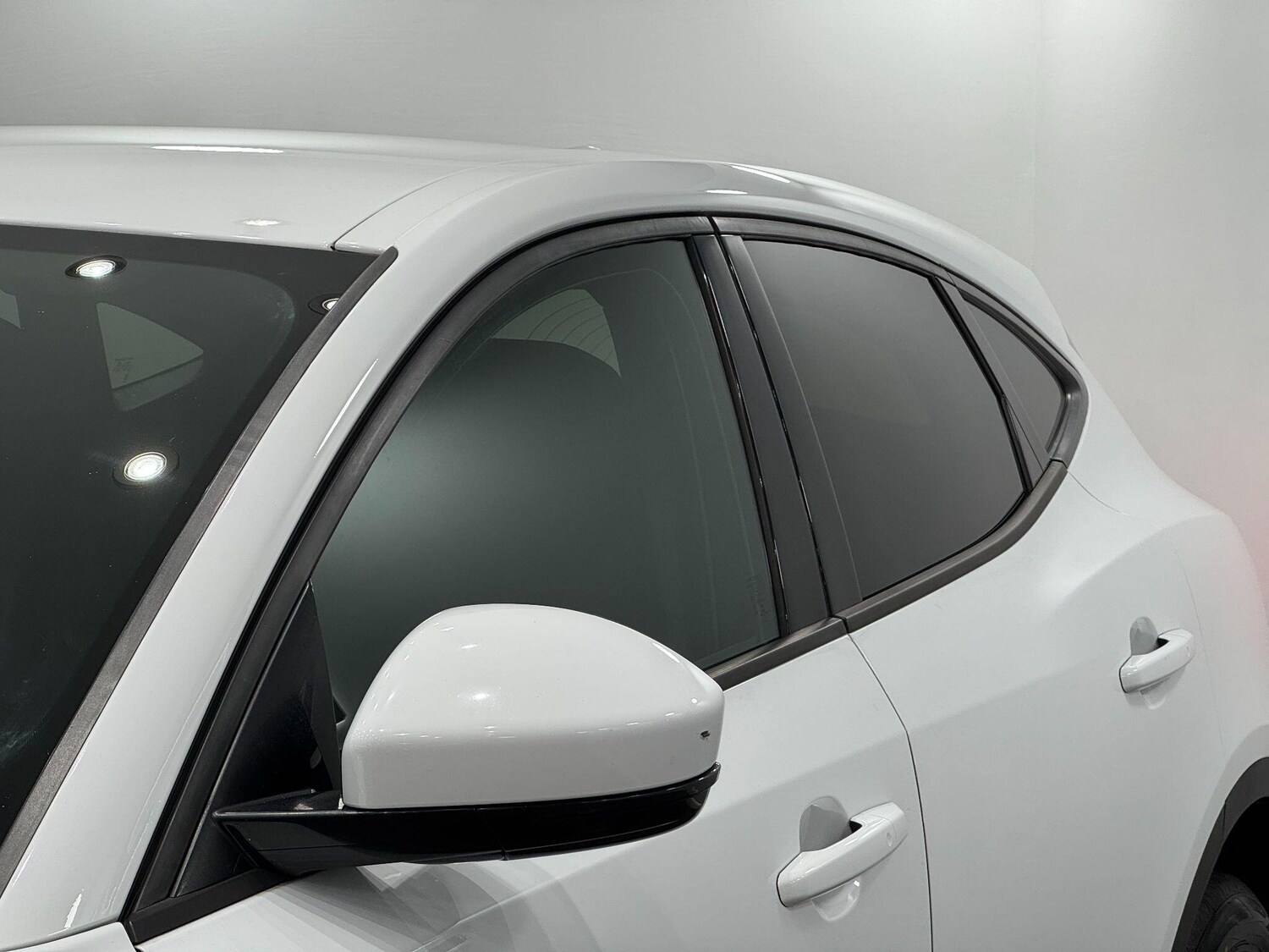 Used Jaguar E-Pace 2018 for sale - 77633018: Photo 15