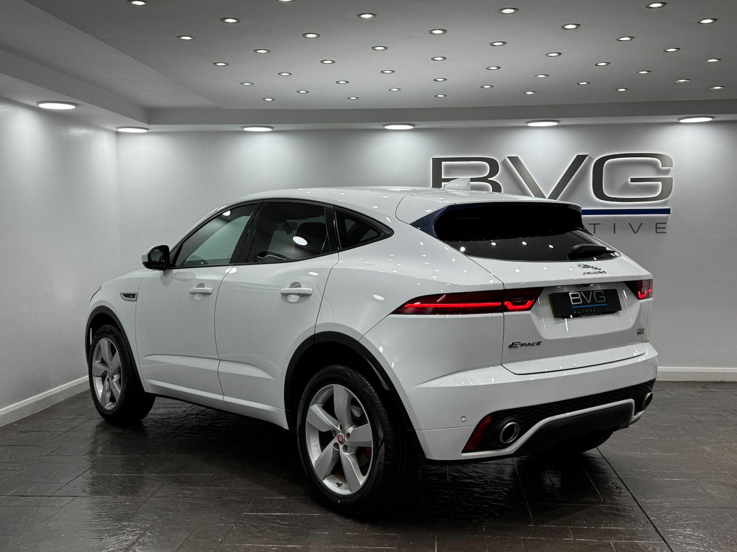 Used Jaguar E-Pace 2018 for sale - 77633018: Photo 9
