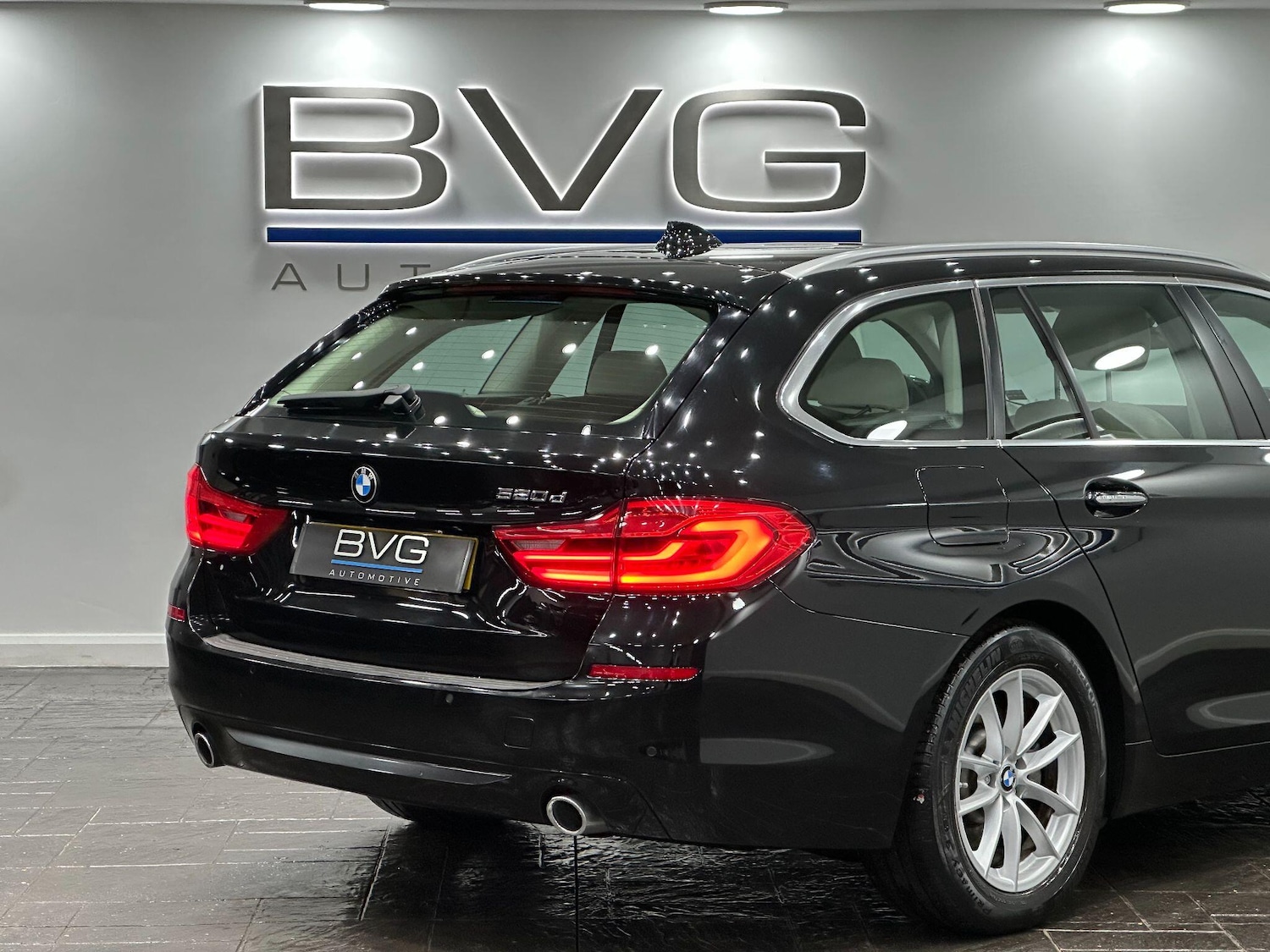 Used BMW 5 Series 2017 for sale - 76935771: Photo 21