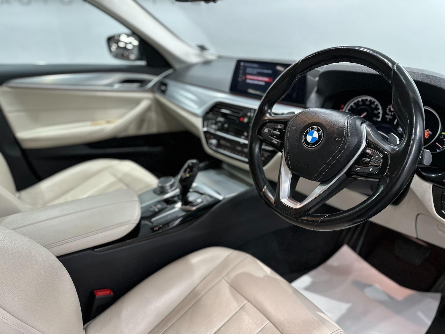 Used BMW 5 Series 2017 for sale - 76935771: Photo 33