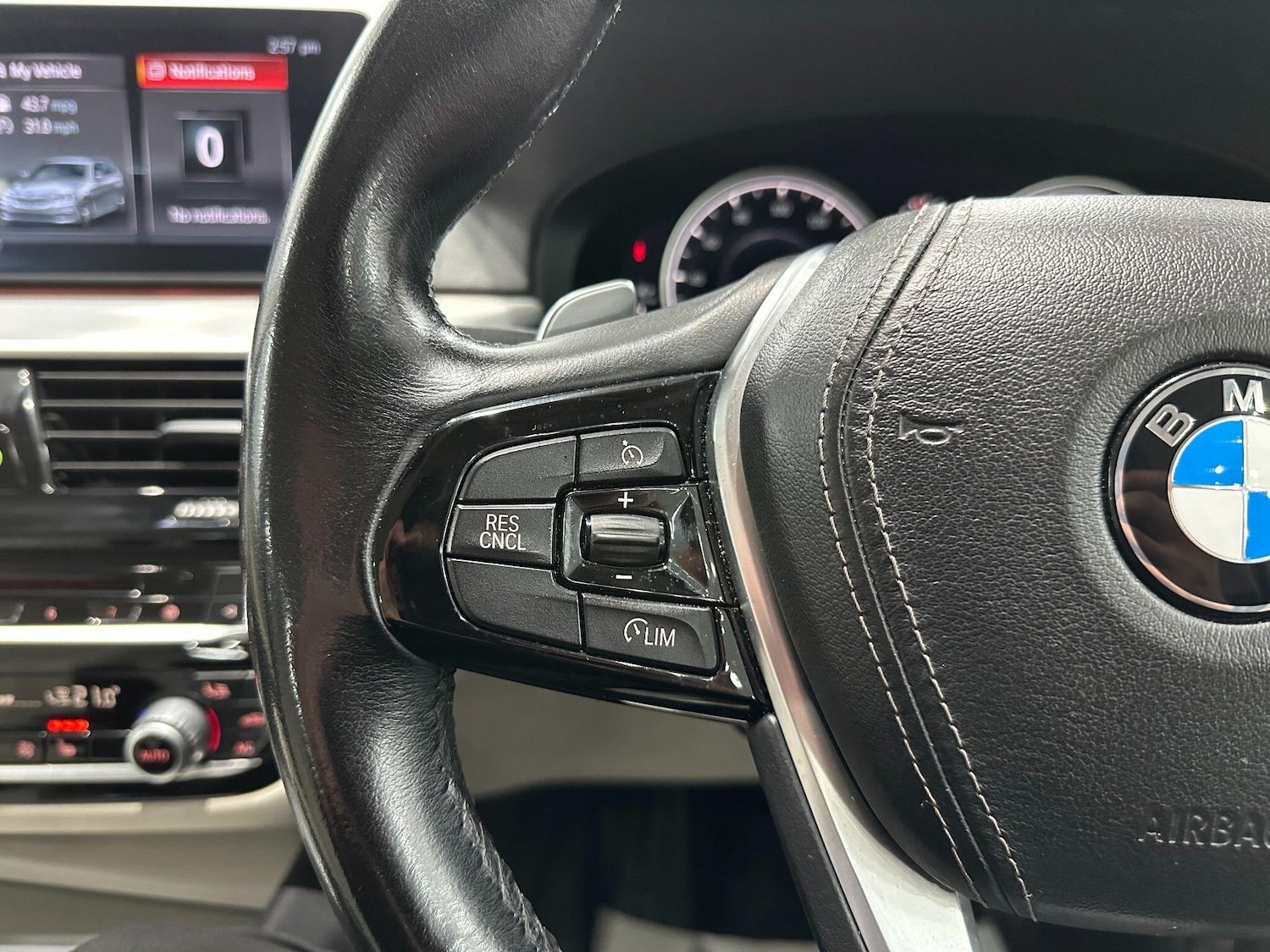 Used BMW 5 Series 2017 for sale - 76935771: Photo 46