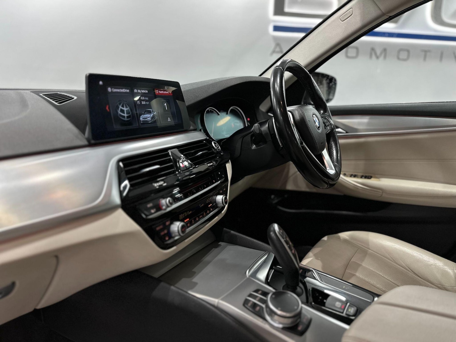 Used BMW 5 Series 2017 for sale - 76935771: Photo 53