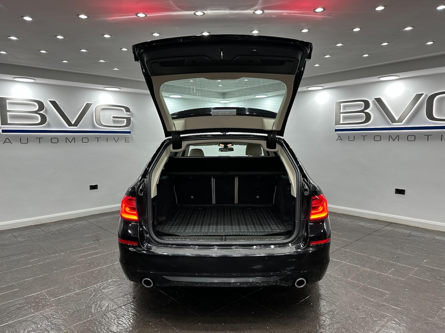 Used BMW 5 Series 2017 for sale - 76935771: Photo 64