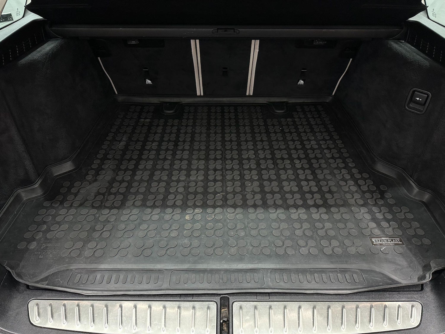 Used BMW 5 Series 2017 for sale - 76935771: Photo 65