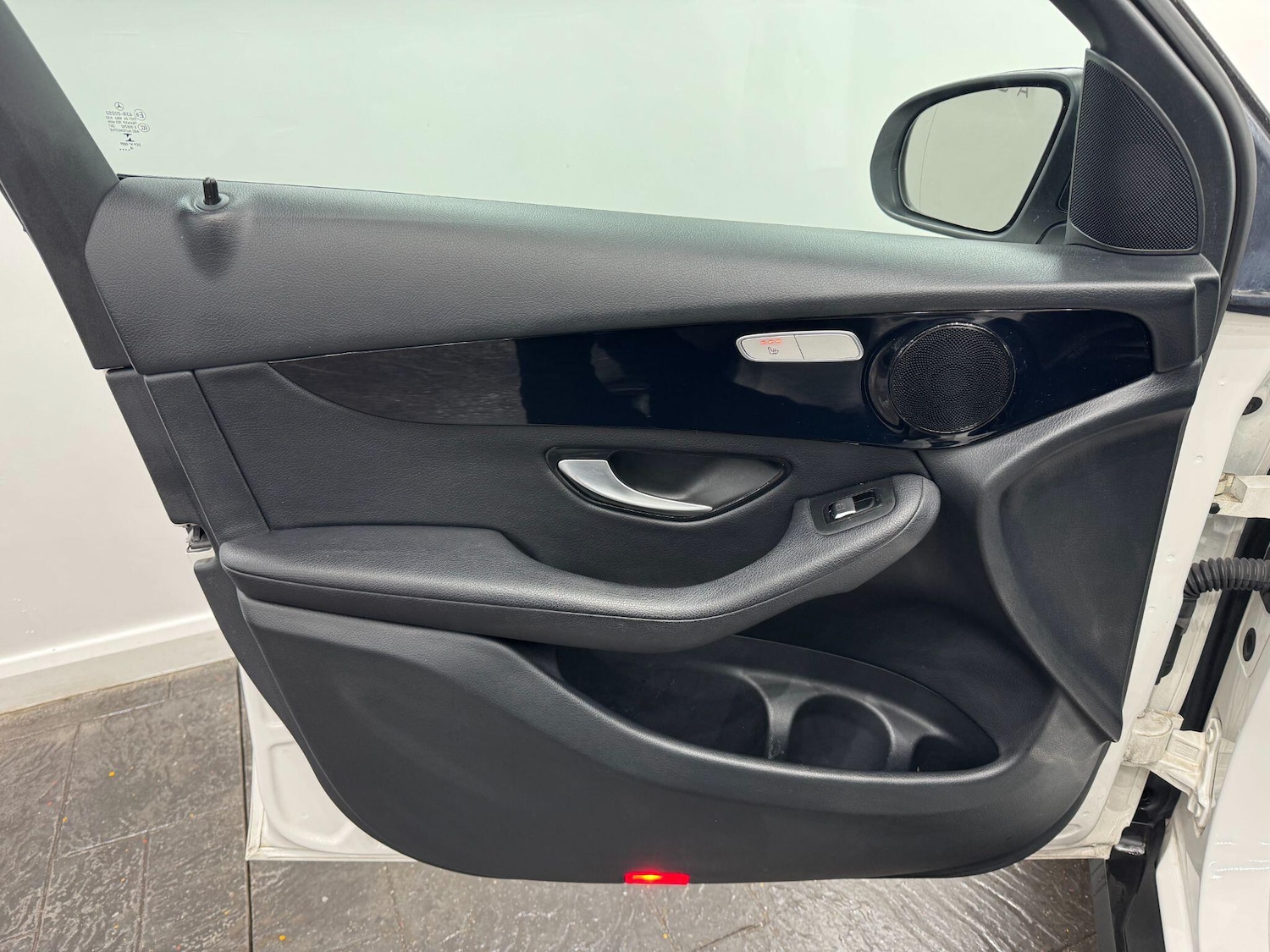 Used Mercedes-Benz GLC 2018 for sale - 77267102: Photo 47