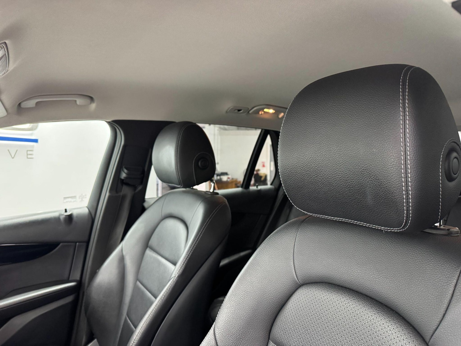 Used Mercedes-Benz GLC 2018 for sale - 77267102: Photo 50