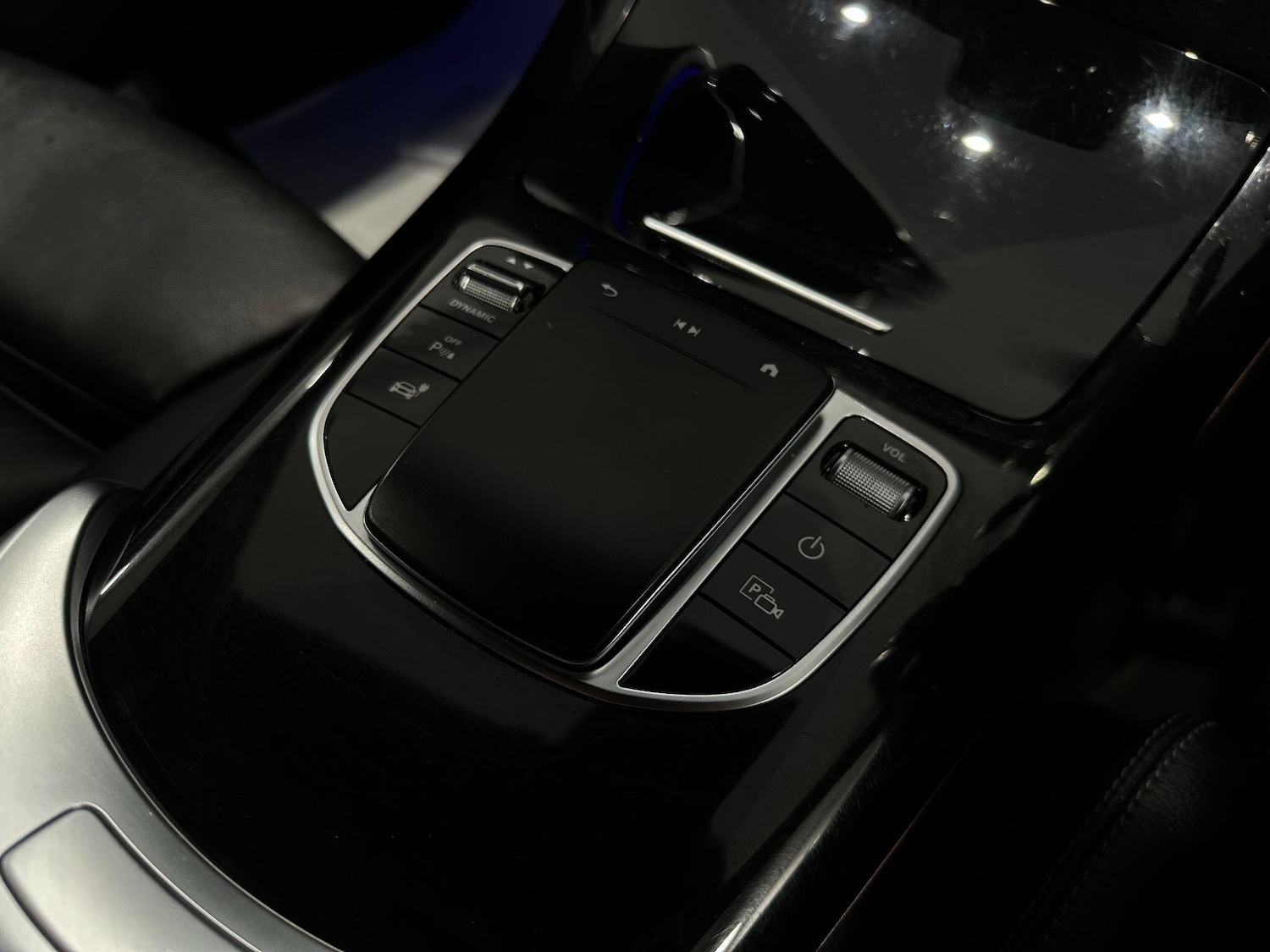 Used Mercedes-Benz EQC 2020 for sale - 76727083: Photo 41