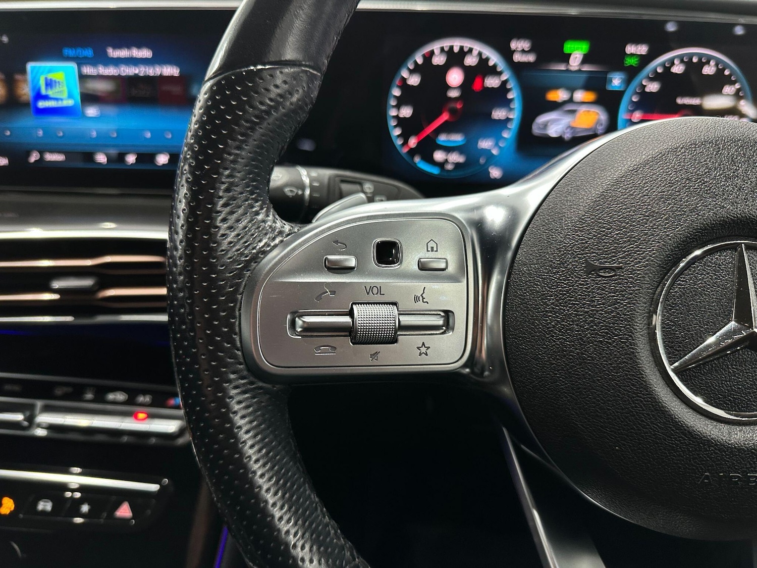 Used Mercedes-Benz EQC 2020 for sale - 76727083: Photo 44