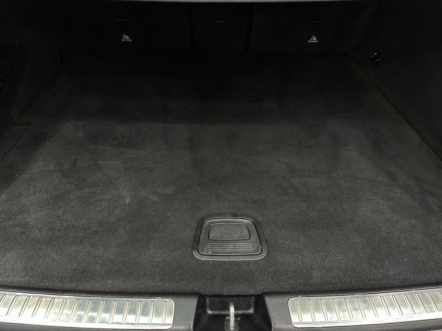 Used Mercedes-Benz EQC 2020 for sale - 76727083: Photo 64