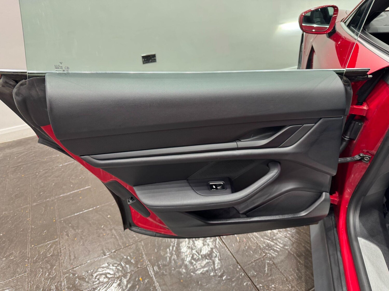 Used Porsche Taycan for sale - 78115605: Photo 29