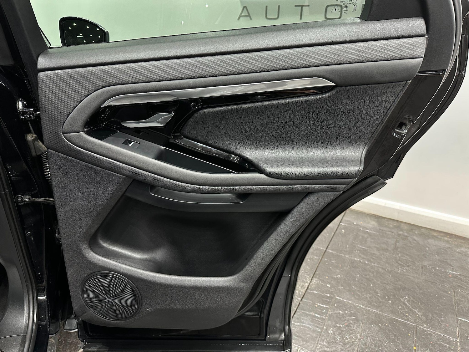 Used Land Rover Range Rover Evoque 2019 for sale - 76801409: Photo 30