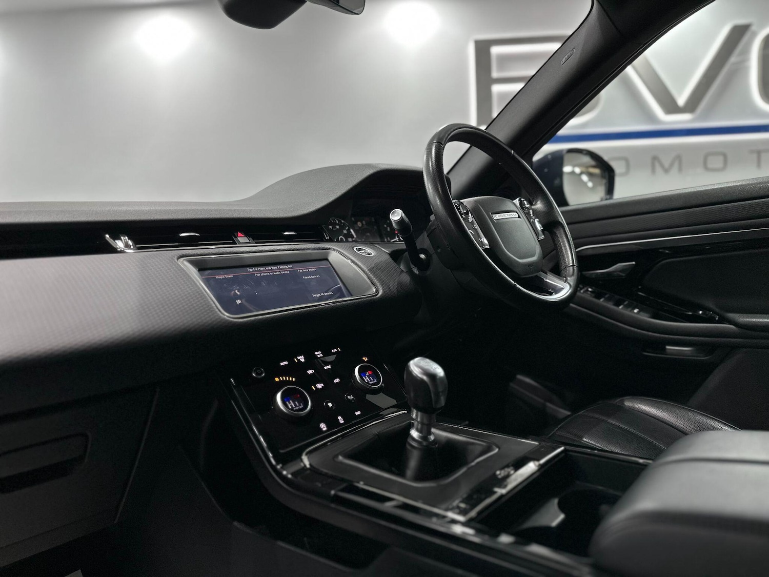 Used Land Rover Range Rover Evoque 2019 for sale - 76801409: Photo 41