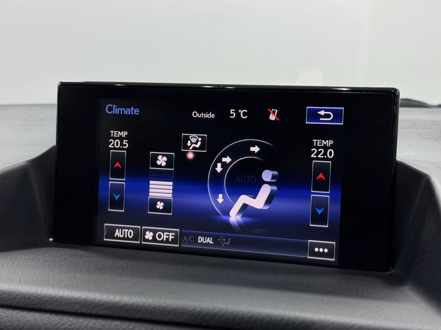 Used Lexus CT 2014 for sale - 77155884: Photo 38