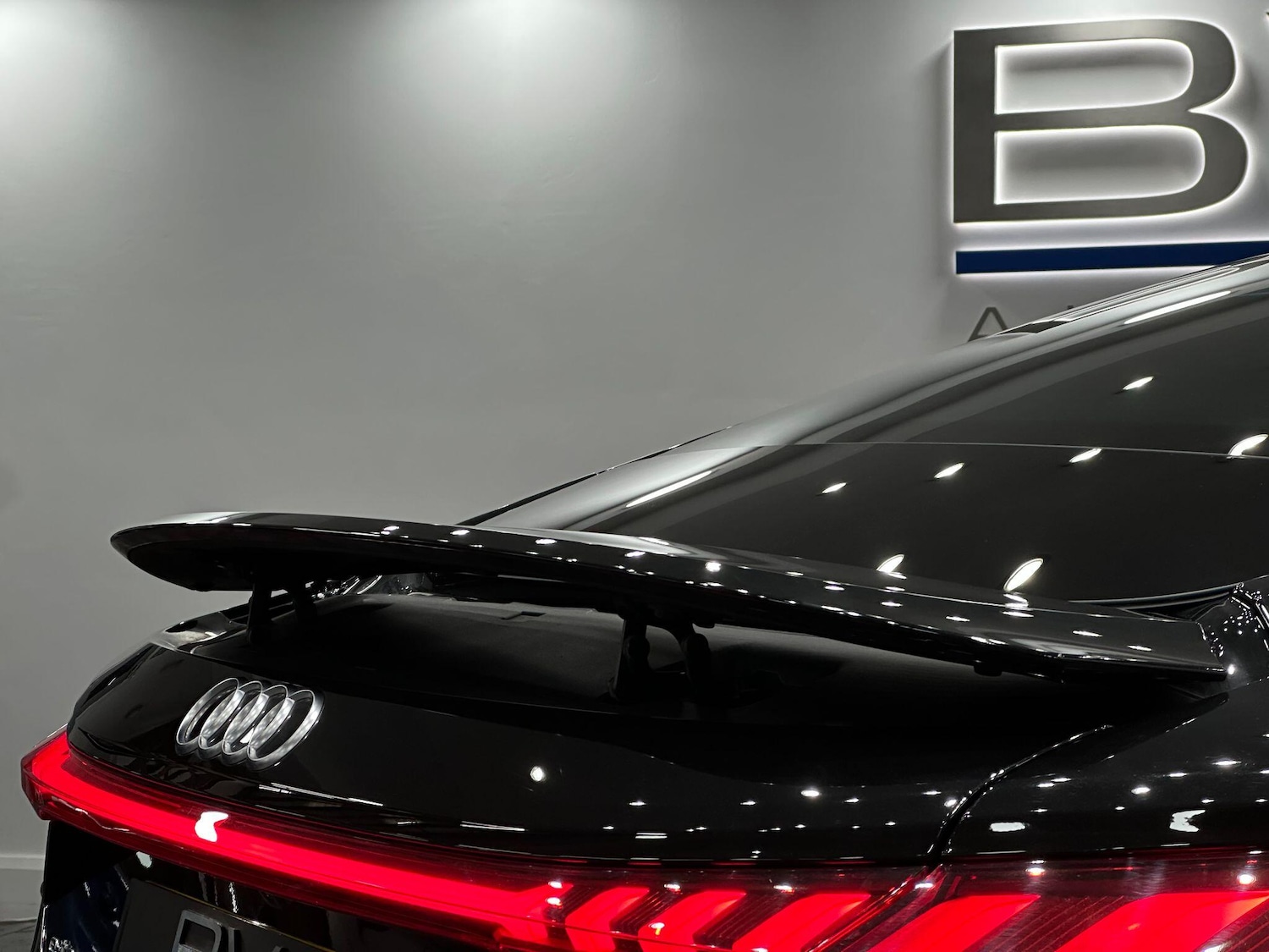 Used Audi e-tron GT 2022 for sale - 76561029: Photo 24