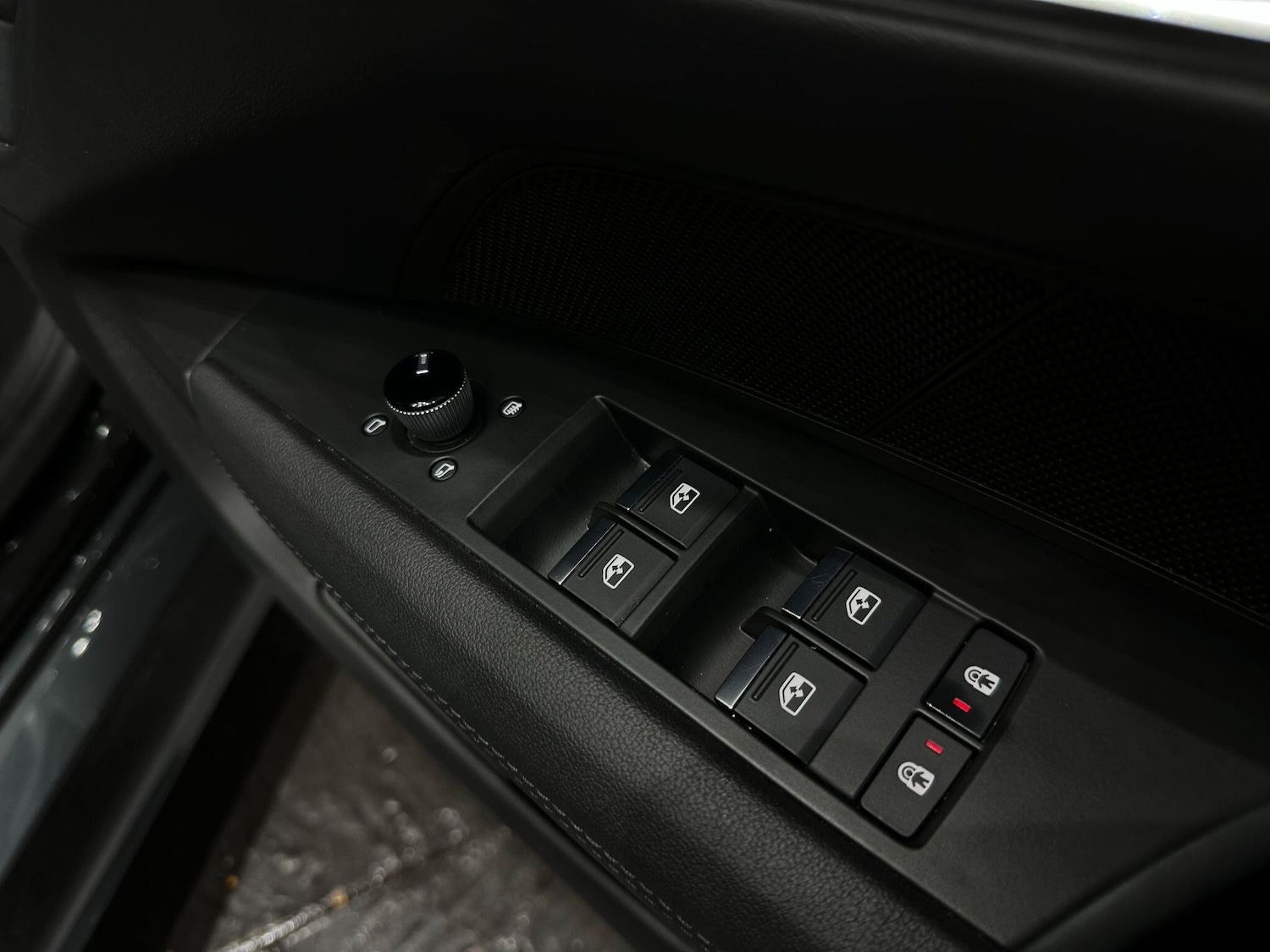 Used Audi e-tron GT 2022 for sale - 76561029: Photo 36