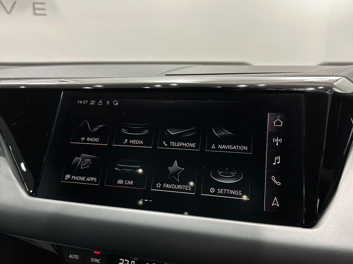 Used Audi e-tron GT 2022 for sale - 76561029: Photo 43