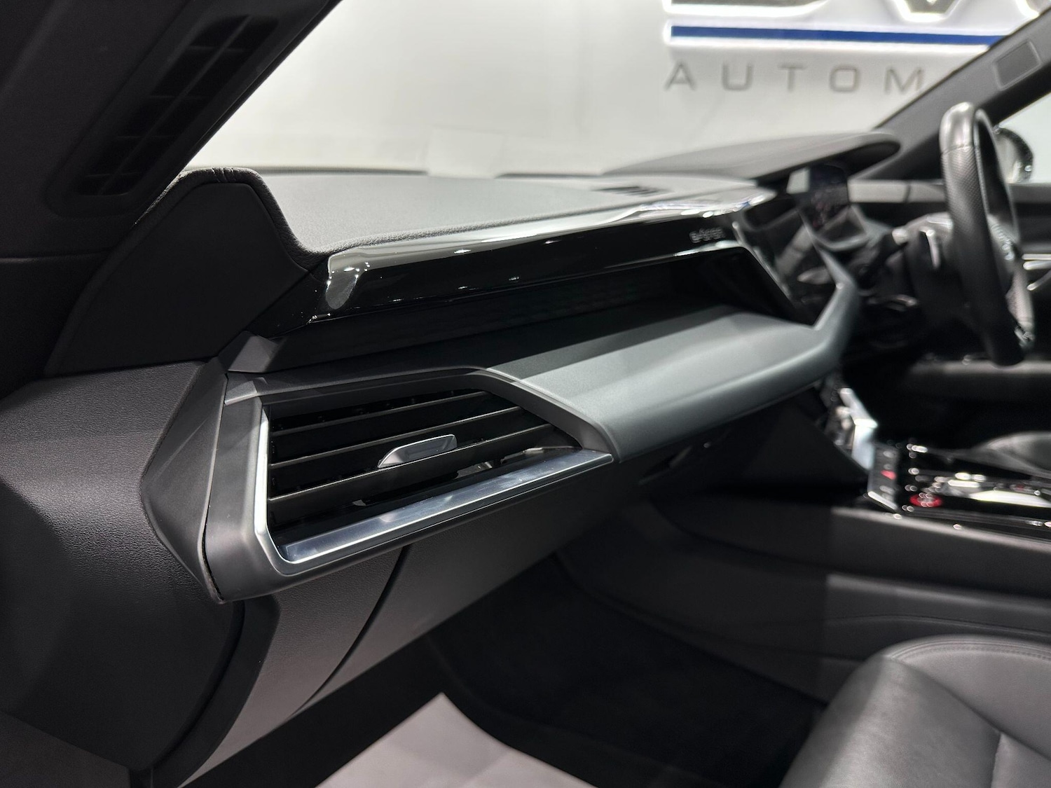 Used Audi e-tron GT 2022 for sale - 76561029: Photo 75