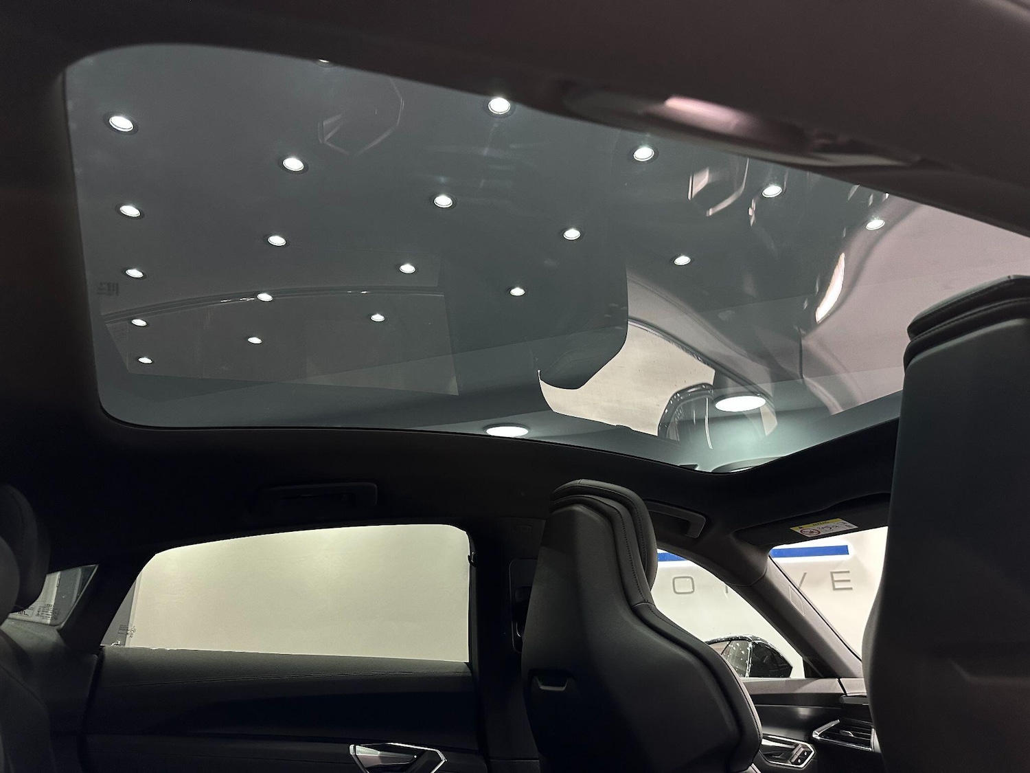 Used Audi e-tron GT 2022 for sale - 76561029: Photo 85