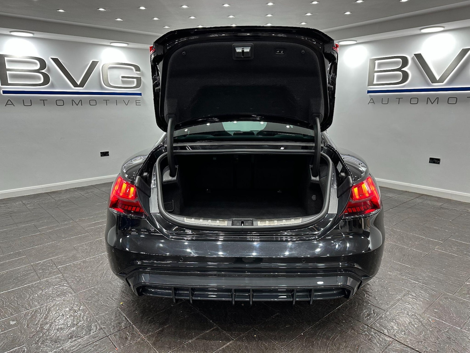 Used Audi e-tron GT 2022 for sale - 76561029: Photo 86