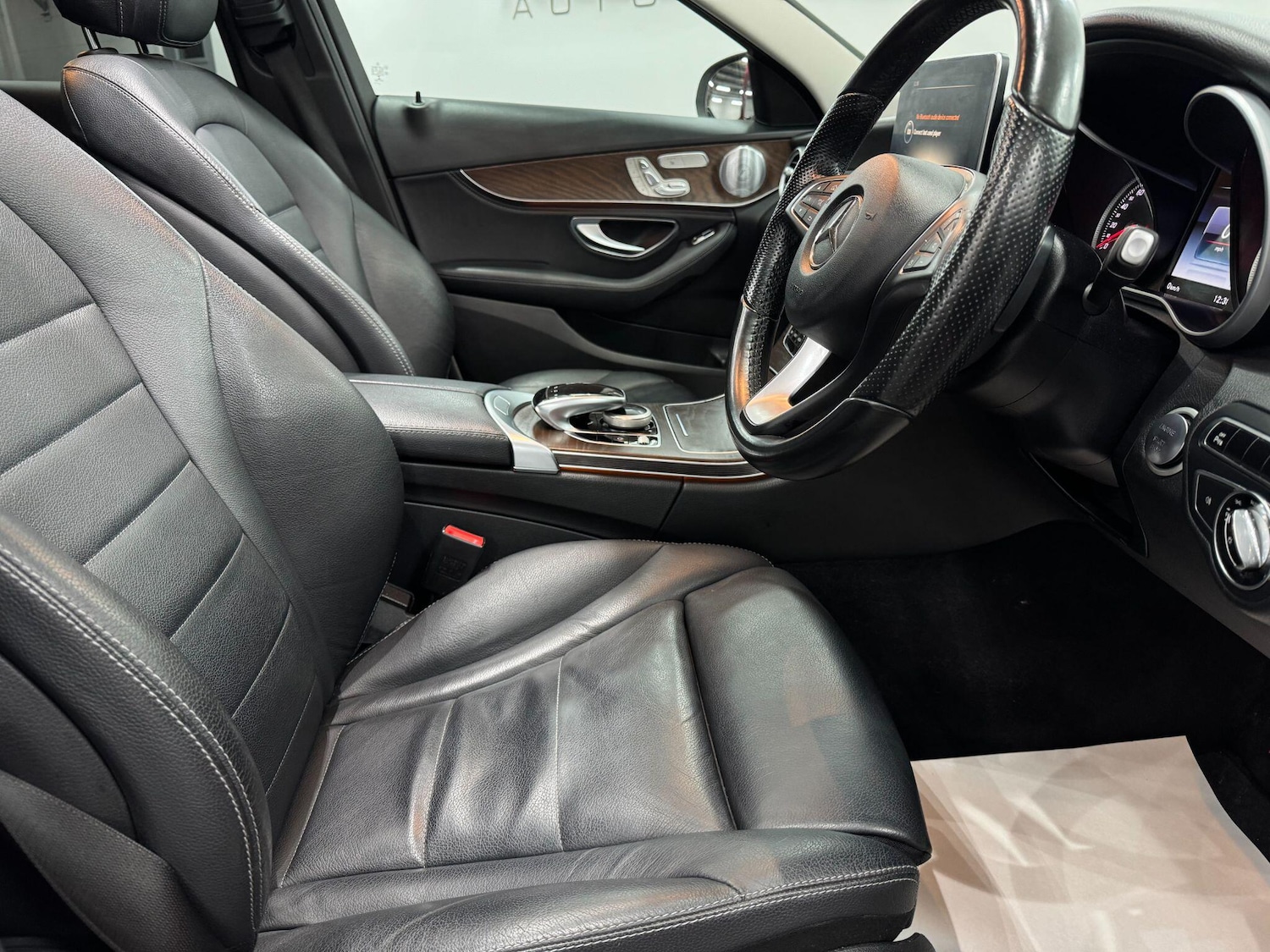 Used Mercedes-Benz C Class 2015 for sale - 77315172: Photo 26