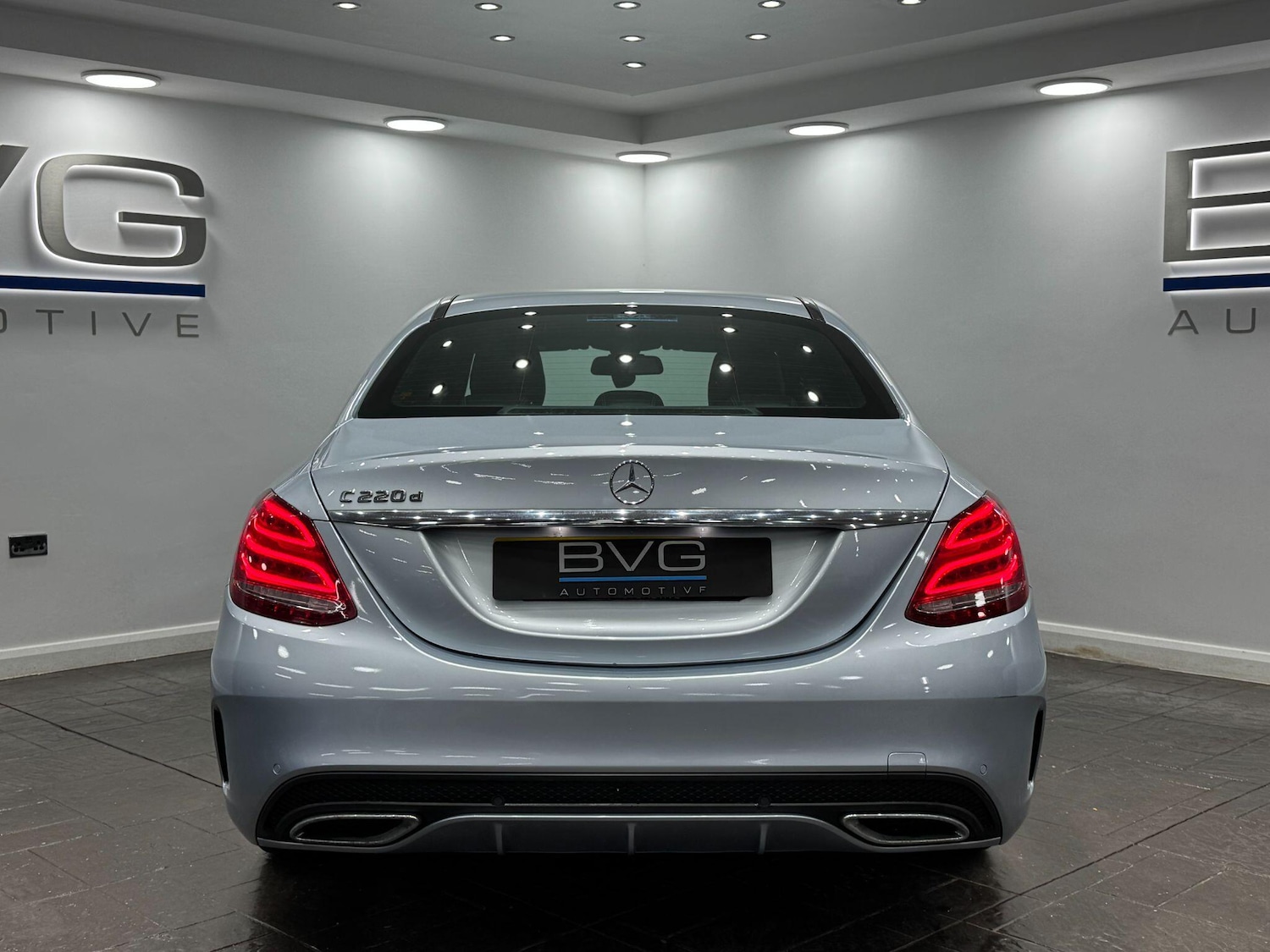 Used Mercedes-Benz C Class 2017 for sale - 77683225: Photo 10