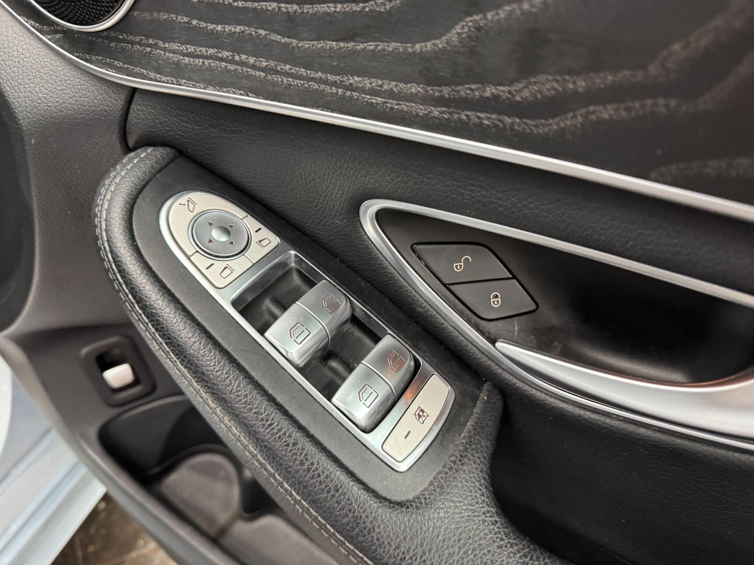 Used Mercedes-Benz C Class 2017 for sale - 77683225: Photo 27