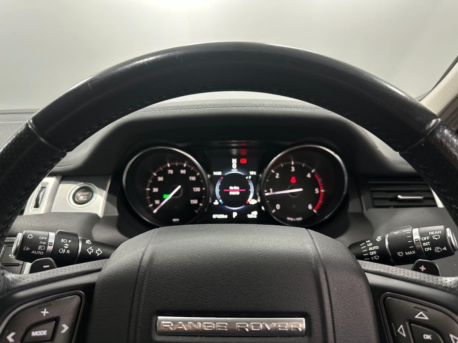 Used Land Rover Range Rover Evoque 2016 for sale - 76561327: Photo 38
