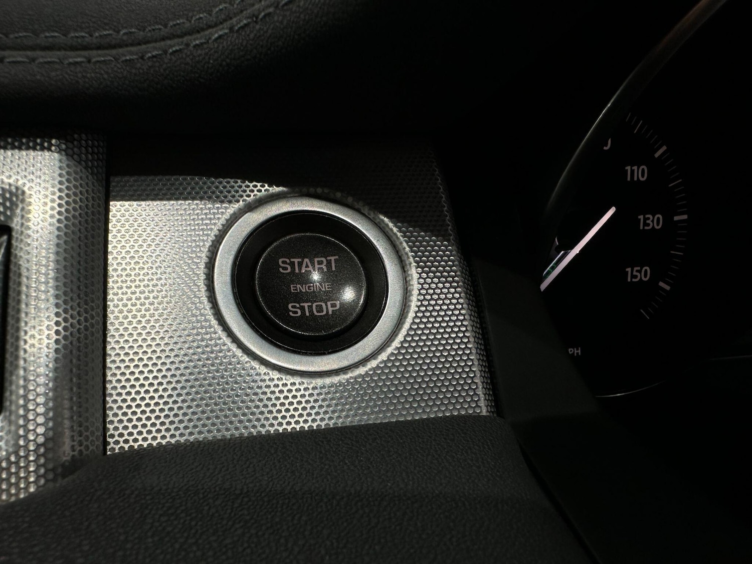 Used Land Rover Range Rover Evoque 2016 for sale - 76561327: Photo 43