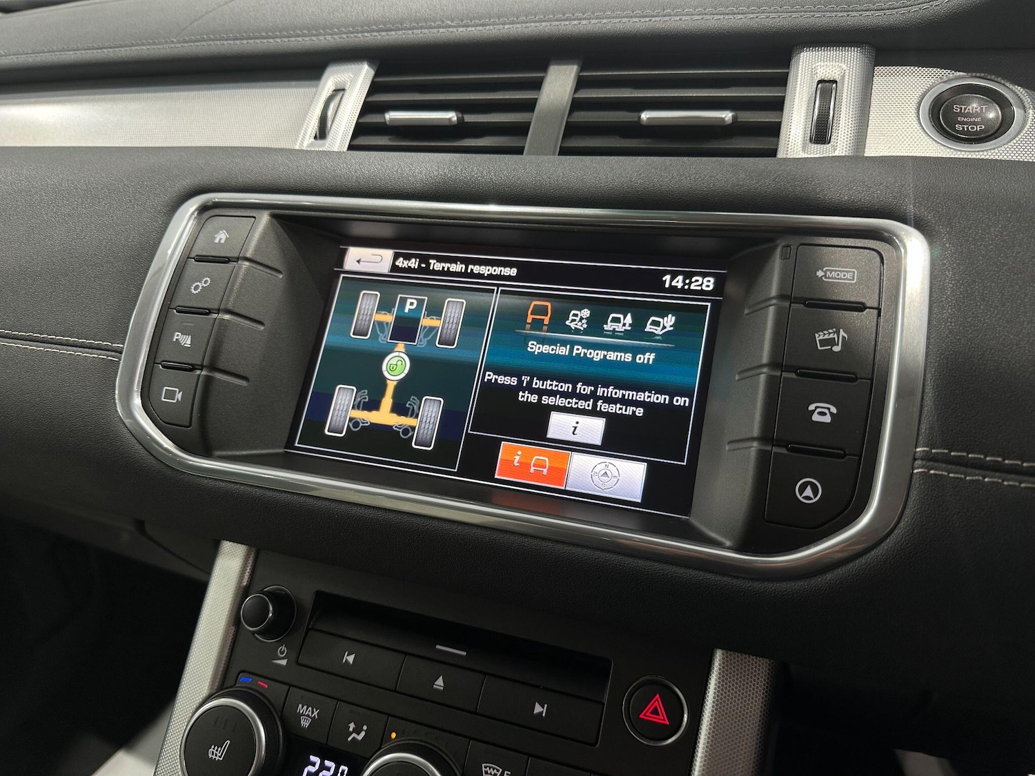 Used Land Rover Range Rover Evoque 2016 for sale - 76561327: Photo 50