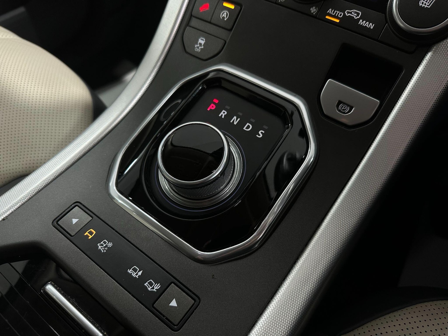 Used Land Rover Range Rover Evoque 2016 for sale - 76561327: Photo 57