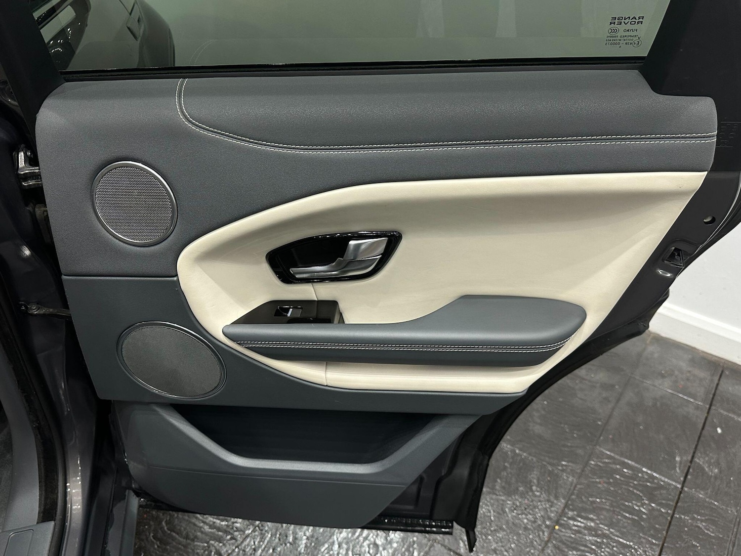 Used Land Rover Range Rover Evoque 2016 for sale - 76561327: Photo 67