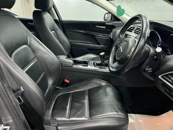 Used Jaguar XE 2016 for sale - 76200184: Photo 27
